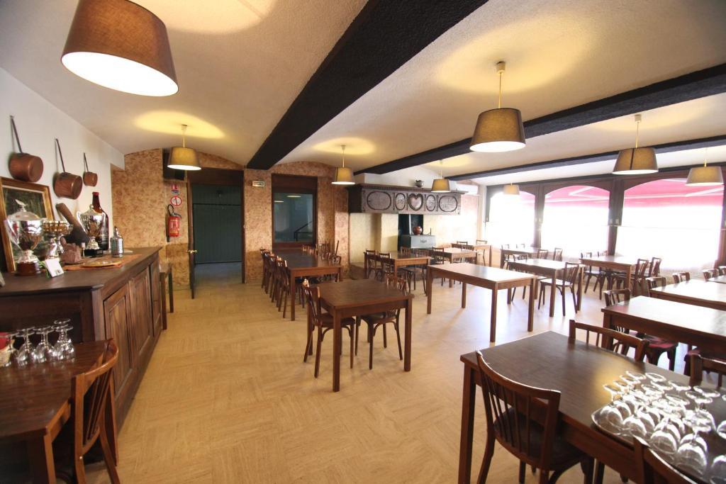 Logis Hotel Restaurant Du Commerce ลากานูร์ก ภายนอก รูปภาพ