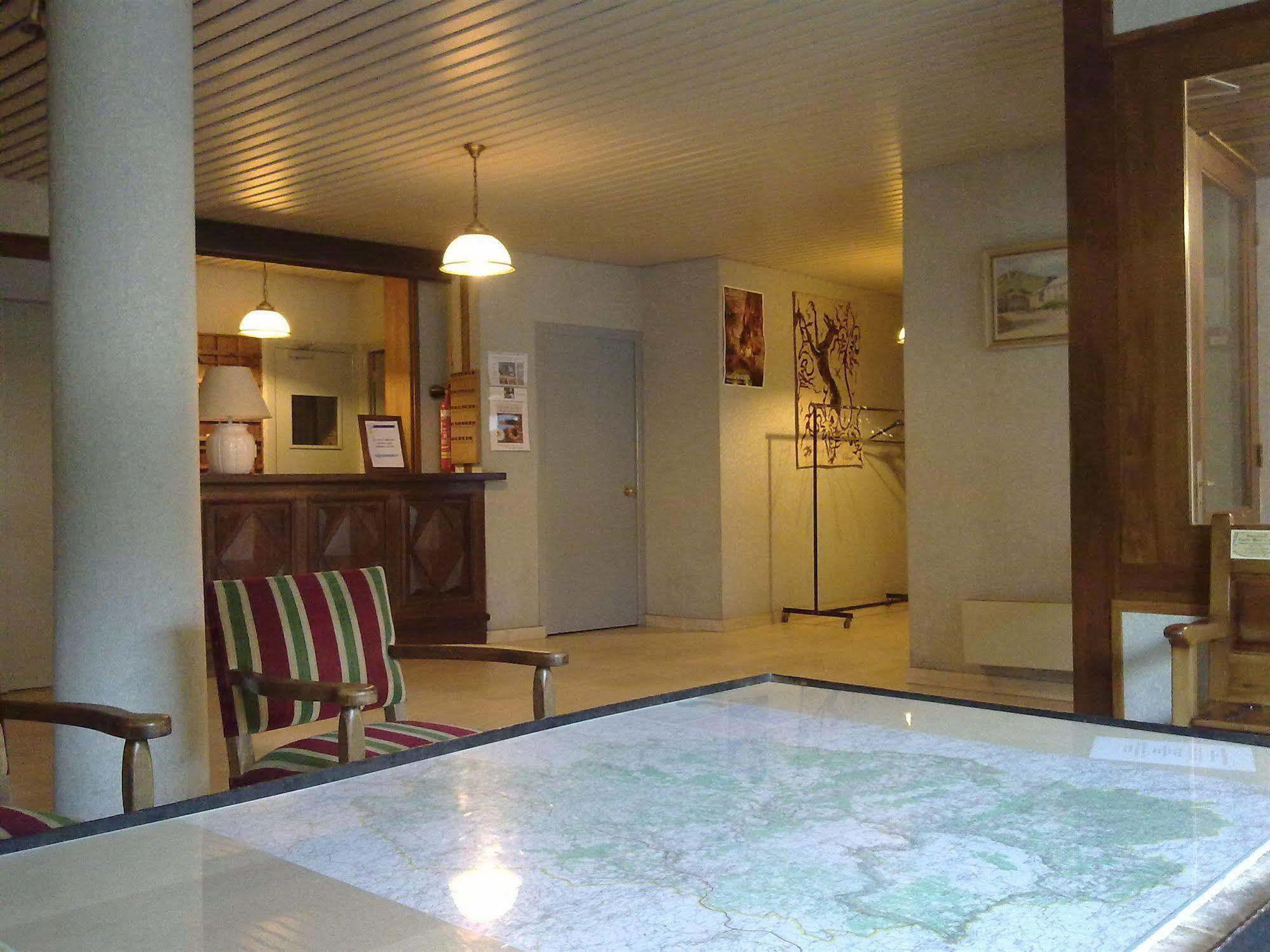 Logis Hotel Restaurant Du Commerce ลากานูร์ก ภายนอก รูปภาพ